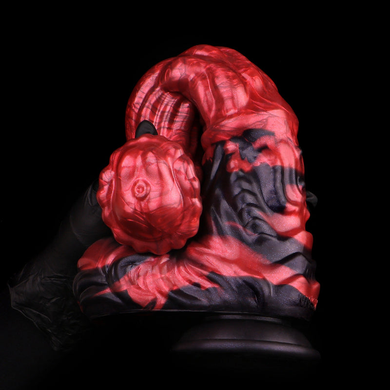 Enormous Horse Dildo Moltenax Red Flames 1114g – texture detail