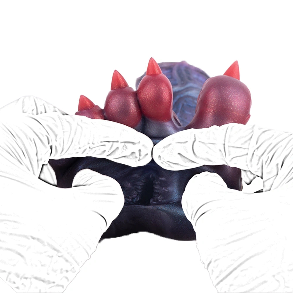 Dinosaur Paw Masturbator Draveth Steel Blue – silicone texture close-up