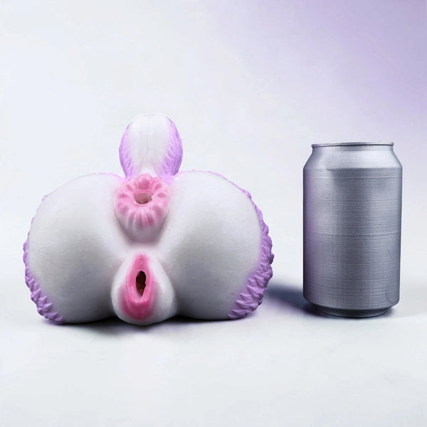 Nyssa, Restless Forager – Squirrel Butt Masturbator alternate view