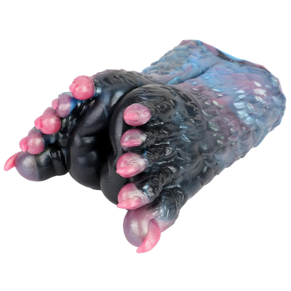 Monster Paw Masturbator Ombryx Onyx Black Blue – silicone texture close-up