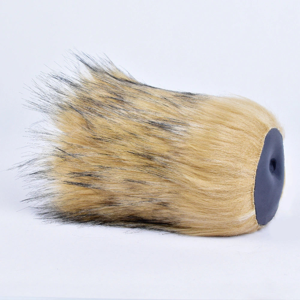 Furry Male Masturbator Slatplux Golden Amber Fur – surface texture detail