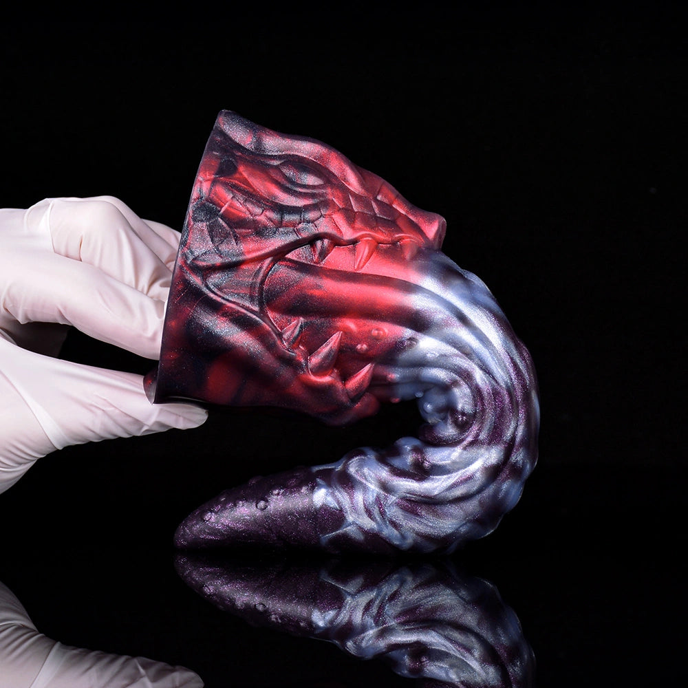 Dragon Dildo VOLCVEX Void Ember Platinum Silicone – surface texture detail